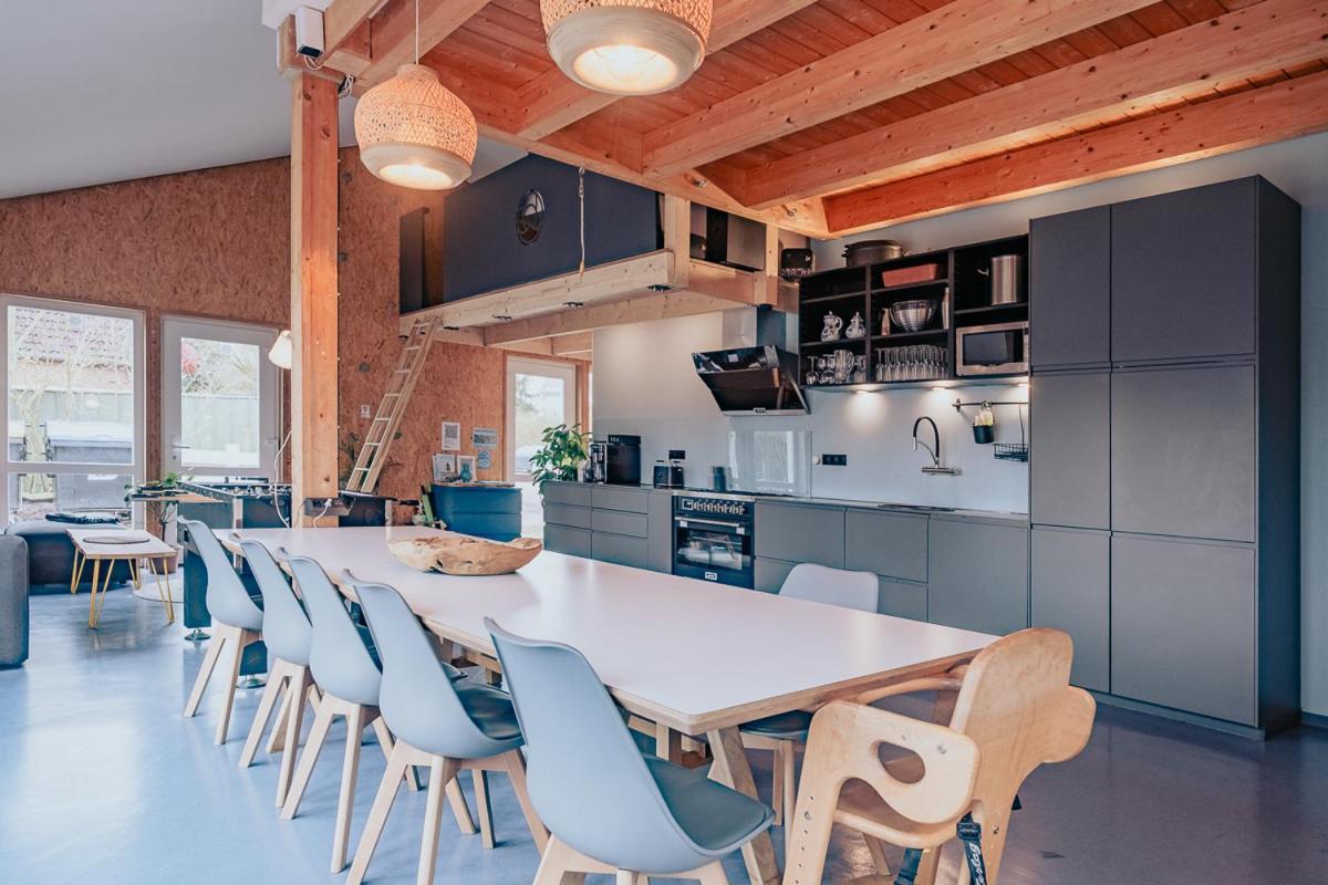 Hostel Oder Ferienwohnung 1-16 Personen Im Blauen Haus Fehmarn Dış mekan fotoğraf