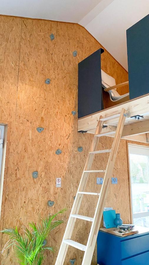 Hostel Oder Ferienwohnung 1-16 Personen Im Blauen Haus Fehmarn Dış mekan fotoğraf