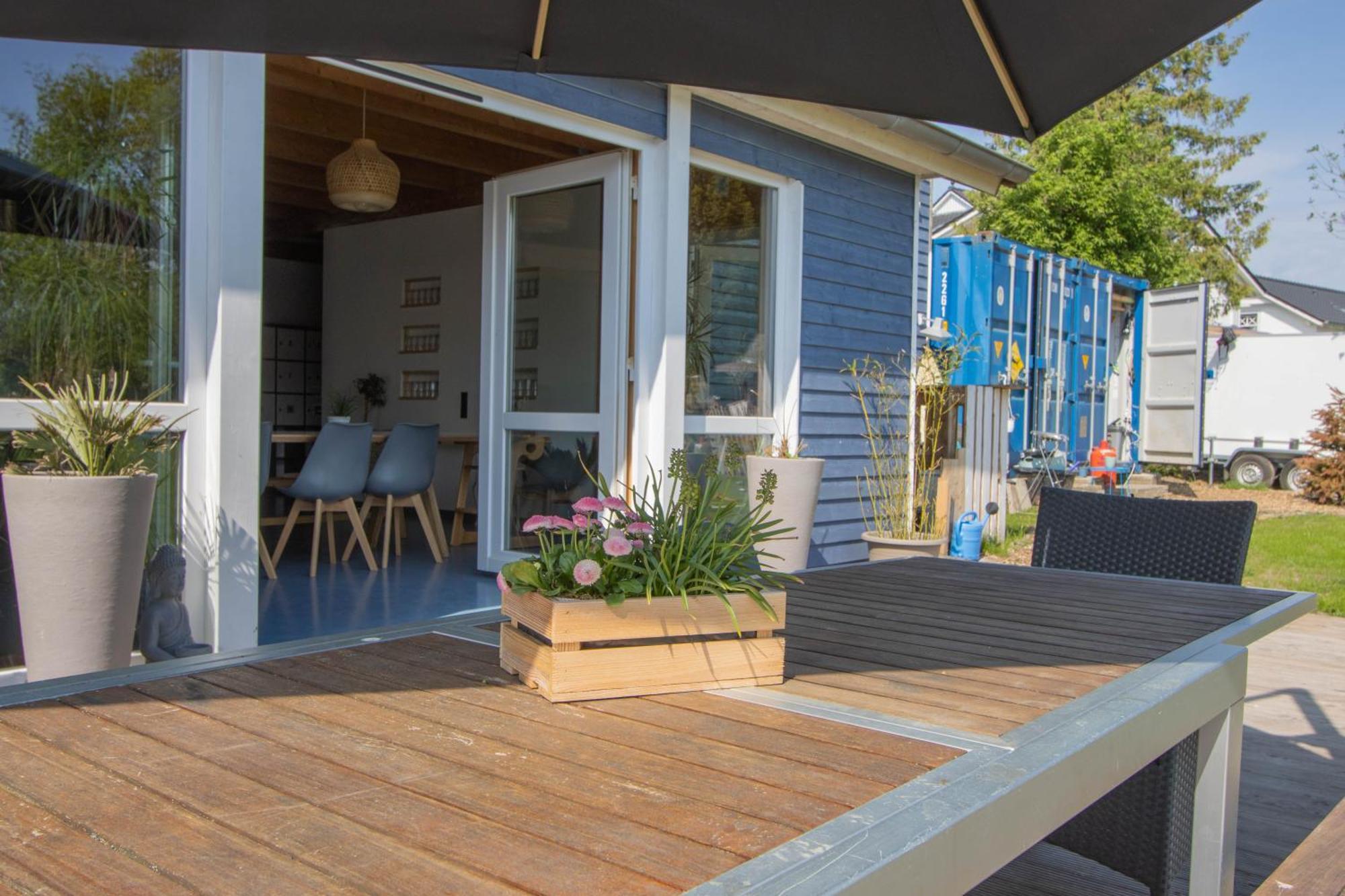 Hostel Oder Ferienwohnung 1-16 Personen Im Blauen Haus Fehmarn Dış mekan fotoğraf