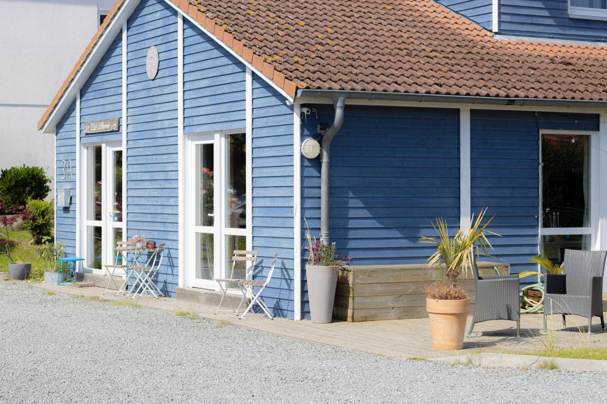 Hostel Oder Ferienwohnung 1-16 Personen Im Blauen Haus Fehmarn Dış mekan fotoğraf