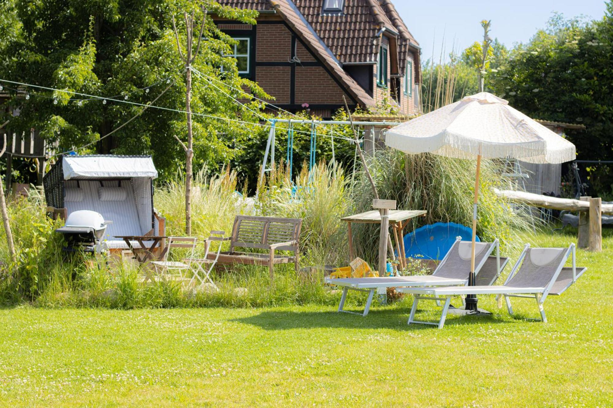 Hostel Oder Ferienwohnung 1-16 Personen Im Blauen Haus Fehmarn Dış mekan fotoğraf